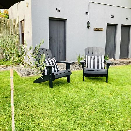 The Merino Guest House Beaufort West Exterior foto